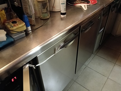 赤坂見附駅・赤坂駅いずれも3分の好立地・内装美装